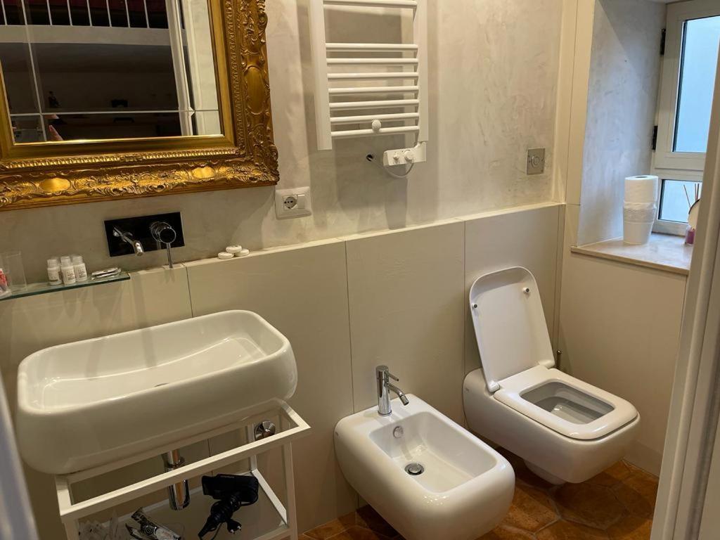 Villa Venustaschiaia Napoli Esterno foto